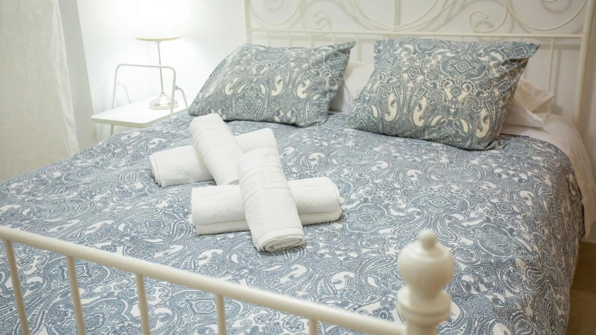 Wish Suite Calatrava De Sevilla Apartment